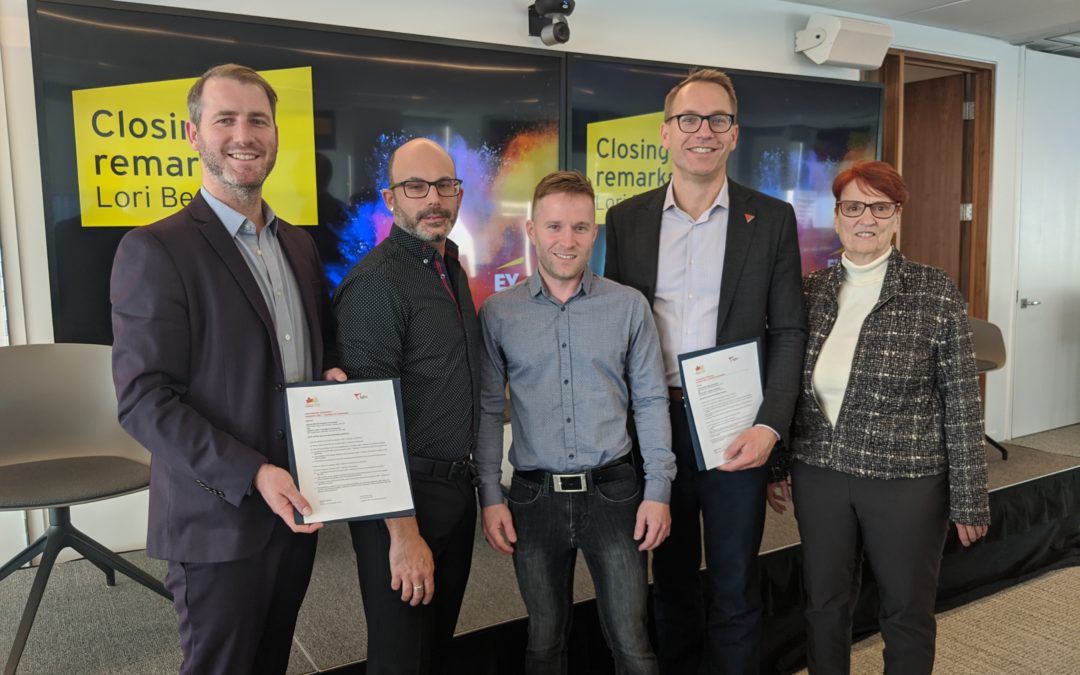The CQCC Signs an MOU with the Canada-Florida Chamber of Commerce